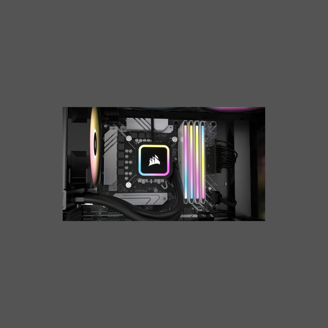 CORSAIR DOMINATOR TITANIUM 32GB (2 x 16GB) DDR5 7200 CL34-44-44-96 1.45V Intel XMP - WHITE